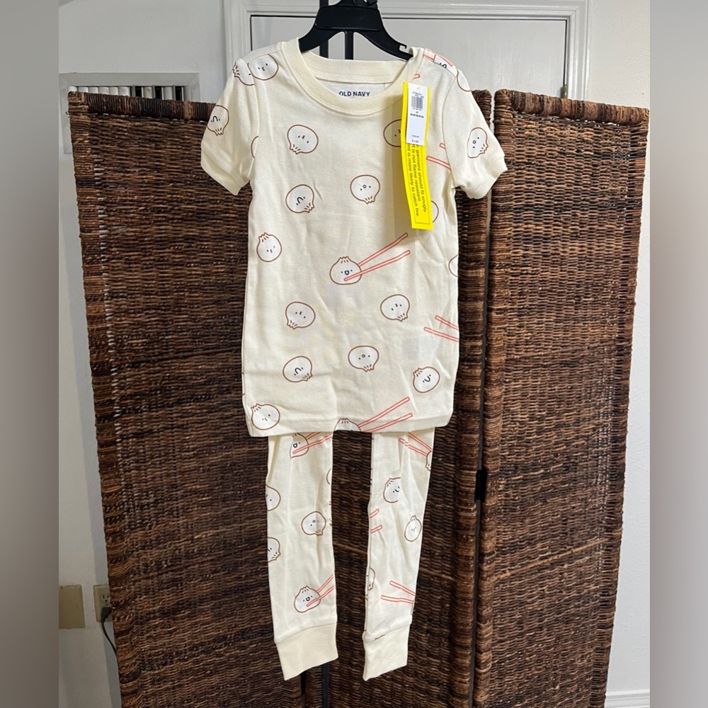 Old Navy Dumpling Pajama Set